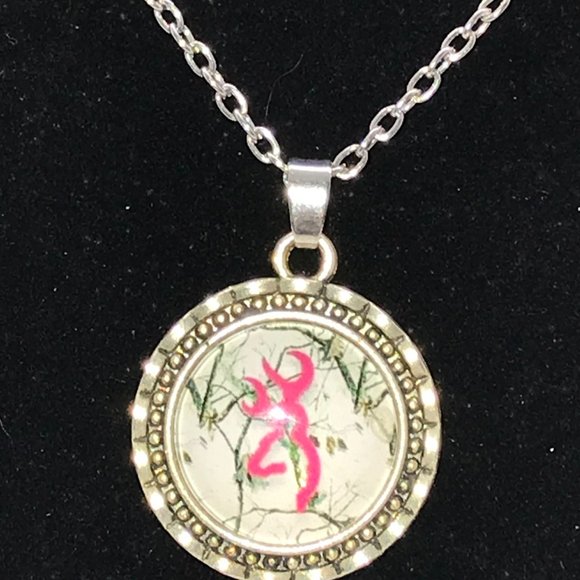 19" Pink and White Browning Cable Chain Necklace - Picture 2 of 6